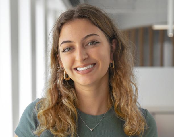 Photo of Julia Lee